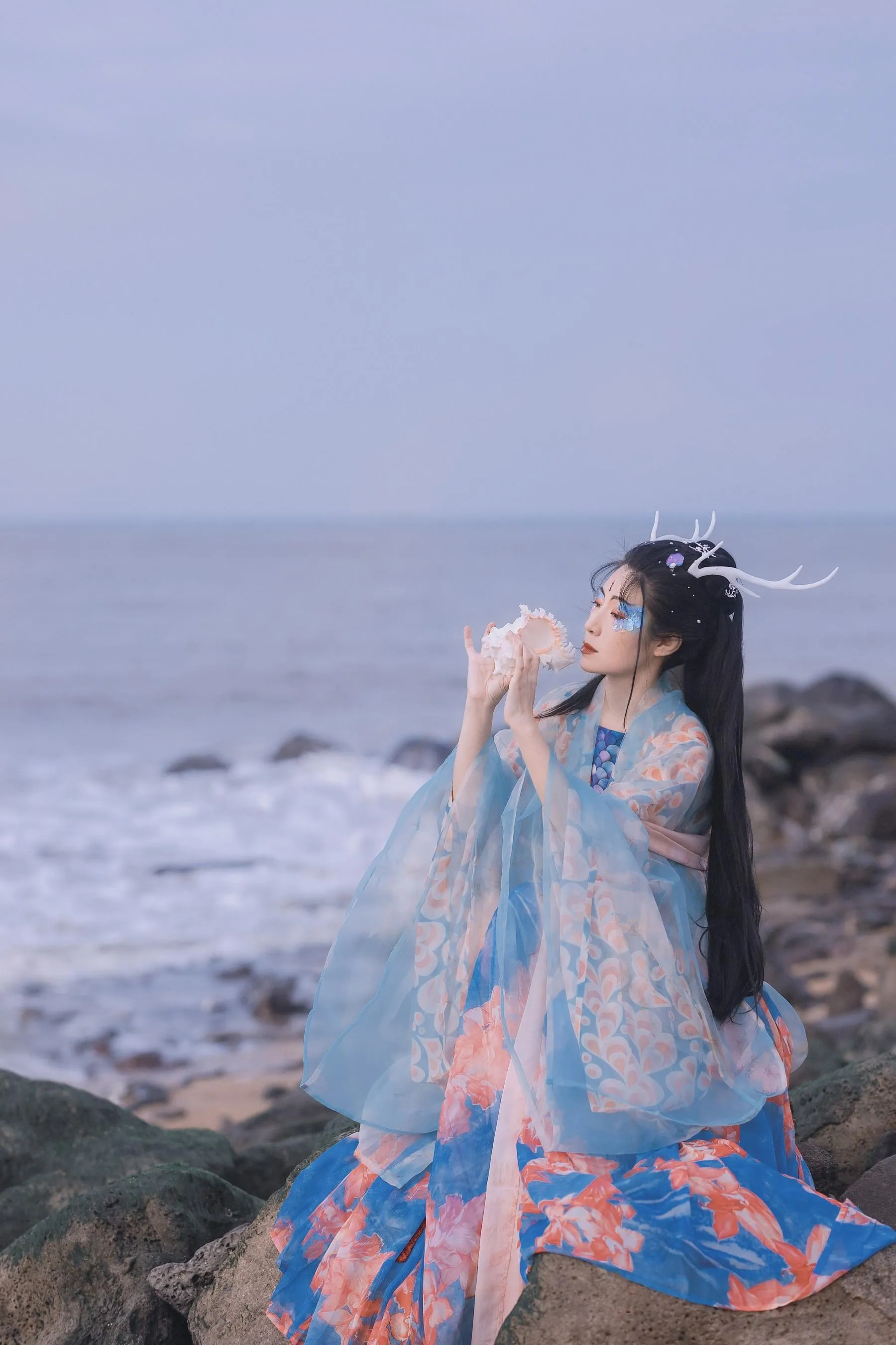 [YITUYU艺图语]2021.10.18 龙女 何佳 [24P]插图9